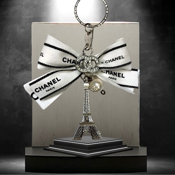 Chanel Gift Wrapping Double Ribbon Bow - Picture 1 of 6